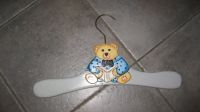 Bügel_Kinderbügel_Holzbügel * Bär_Teddy_Teddybär * Holz Niedersachsen - Gifhorn Vorschau