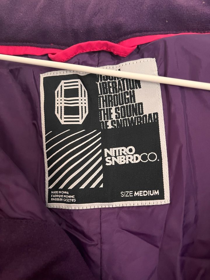 Snowboardhose von Nitro in Nürnberg (Mittelfr)