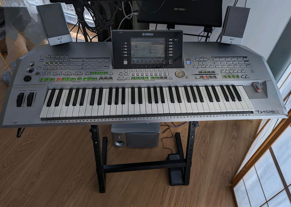 Yamaha Tyros 2 in Albstadt