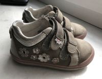 Süße Schuhe für Mädchen mit Blumen von Elefanten Gr. 22 Bayern - Hebertsfelden Vorschau