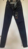 Jeans Levi‘s damen 710 super skinny 26/30 NEU Nordrhein-Westfalen - Haan Vorschau