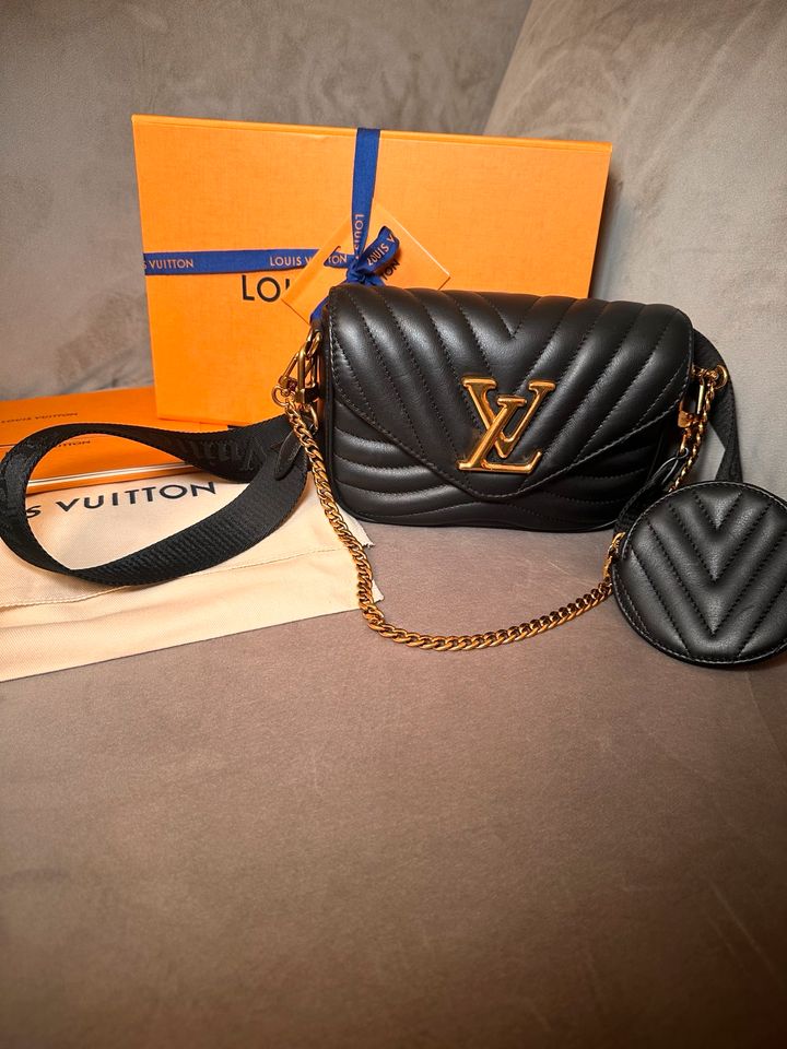 Louis Vuitton New Wave Multi Pochette Schwarz Gold M56461 in Duisburg