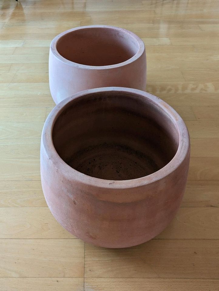 2x Terracotta Blumentopf ⌀ 34cm Pflanztopf Kübel rund Garten in Messel