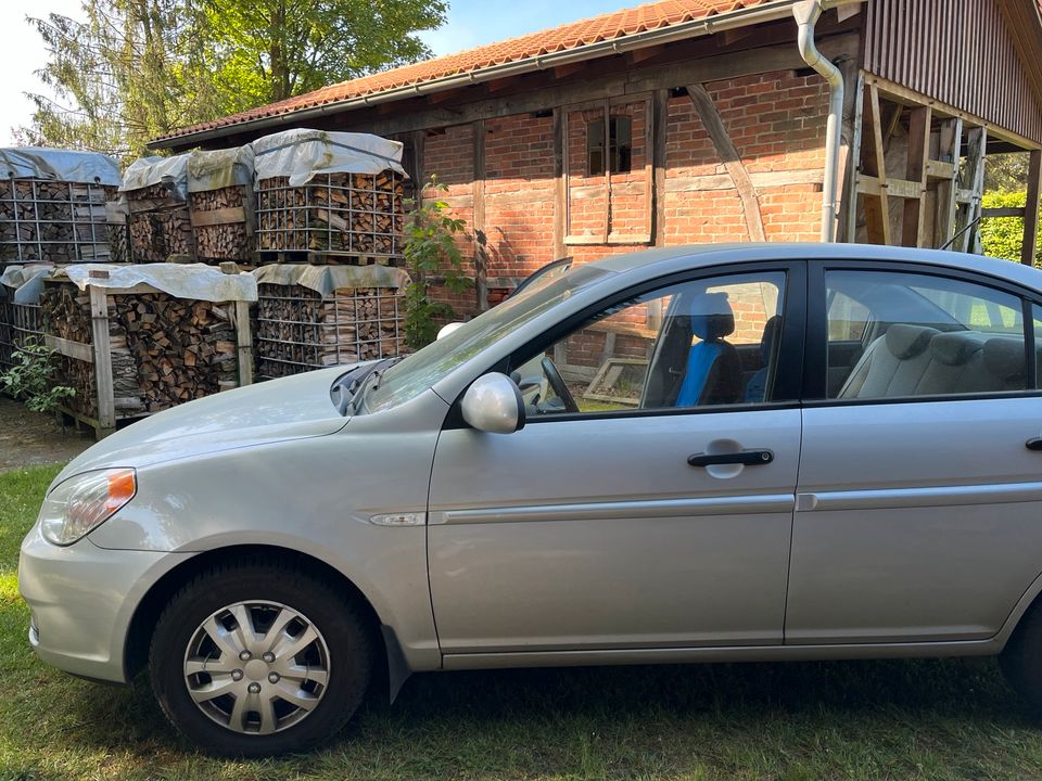 Hyundai Accent TR MCT in Walsrode