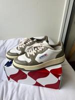 Autry Sneaker Gr. 38 selten getragen Hessen - Walluf Vorschau
