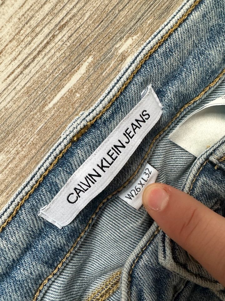 Calvin Klein Jeans Damen 26/32 in Garbsen