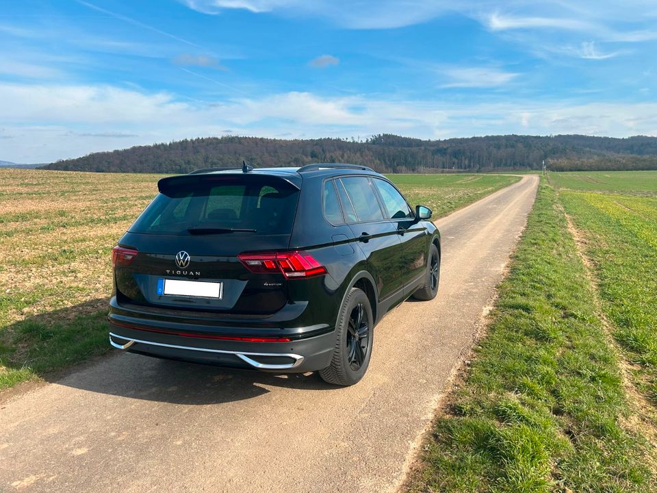 VW Tiguan 2.0 TSI 140kW 4Motion Urban Sport in Naumburg 