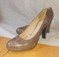 Pumps von Geox Respira Lackleder Greige marmoriert Gr. 35 Bayern - Großostheim Vorschau