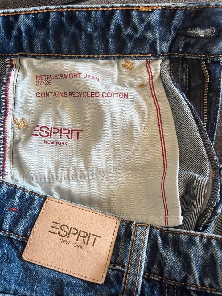 Esprit New York - 2 Retro Jeans 27/26 in Hamburg