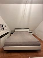 Schlafzimmer komplett Bett Schrank Nachtisch Sideboard Lattenrost Nordrhein-Westfalen - Lage Vorschau