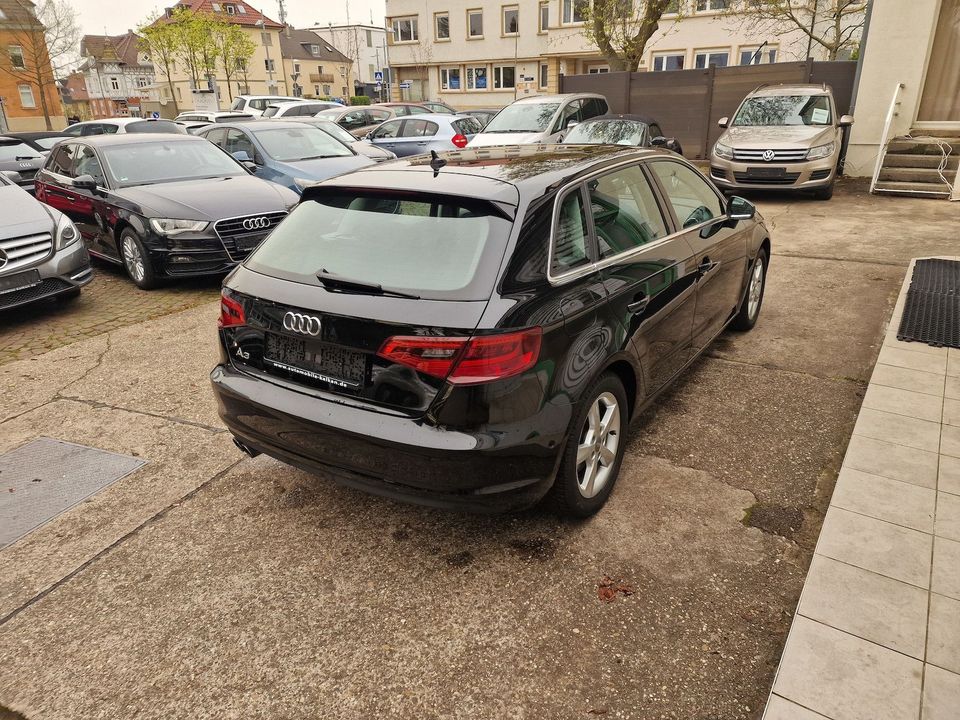 Audi A3 ambiente ultra *Automatik/Navi/Teillleder/SHZ in Neckarsulm