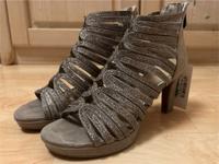 Marco Tozzi High Heels/ hohe Schuhe/ Stilettos in Größe 37 NEU München - Bogenhausen Vorschau