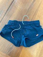 Boardshort Shorts Badehose Mädchen O’Neill Gr. 128 dunkelblau Baden-Württemberg - Oberteuringen Vorschau