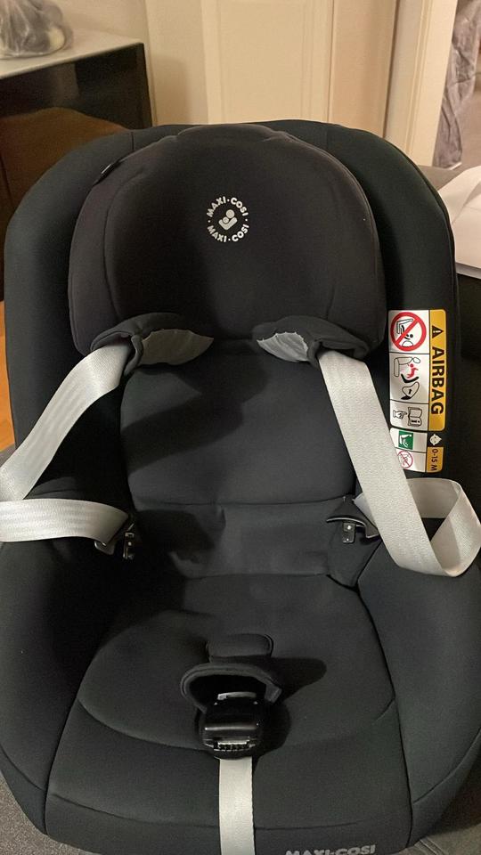 Maxi Cosi Pearl pro 2 inkl. Isofix-Basis Family Fix 3 in Düsseldorf