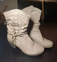 Stiefeletten Schuhe Stiefel Gr. 40 beige *NEU* Brandenburg - Beelitz Vorschau