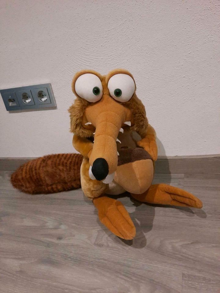 Ice Age Scrat Plüsch in Bad Endbach