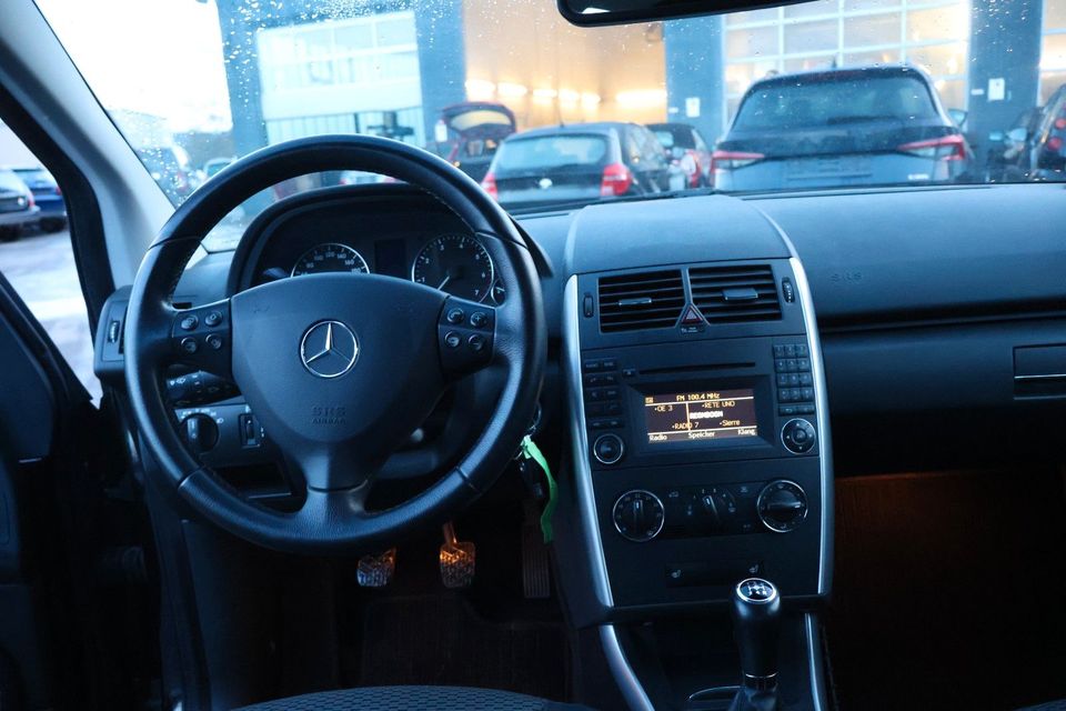 Mercedes-Benz A 200 Avantgarde Sitzh. Leder Klima in Rottweil