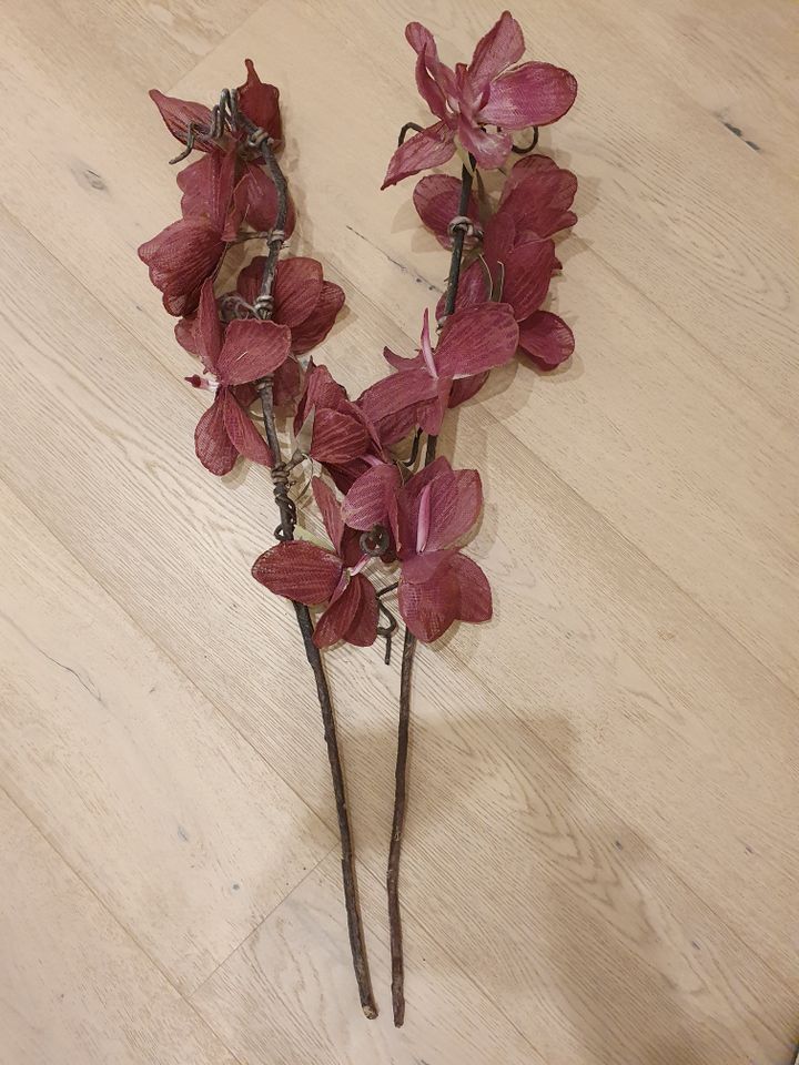 6 Deko-Blumen aus Stoff 75 cm lang dunkelviolett in Hamburg