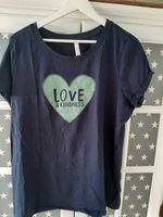 Sheego T-Shirt Damen Vatentinstag Love Print Gr. 48/50 dunkelblau Baden-Württemberg - Meckenbeuren Vorschau