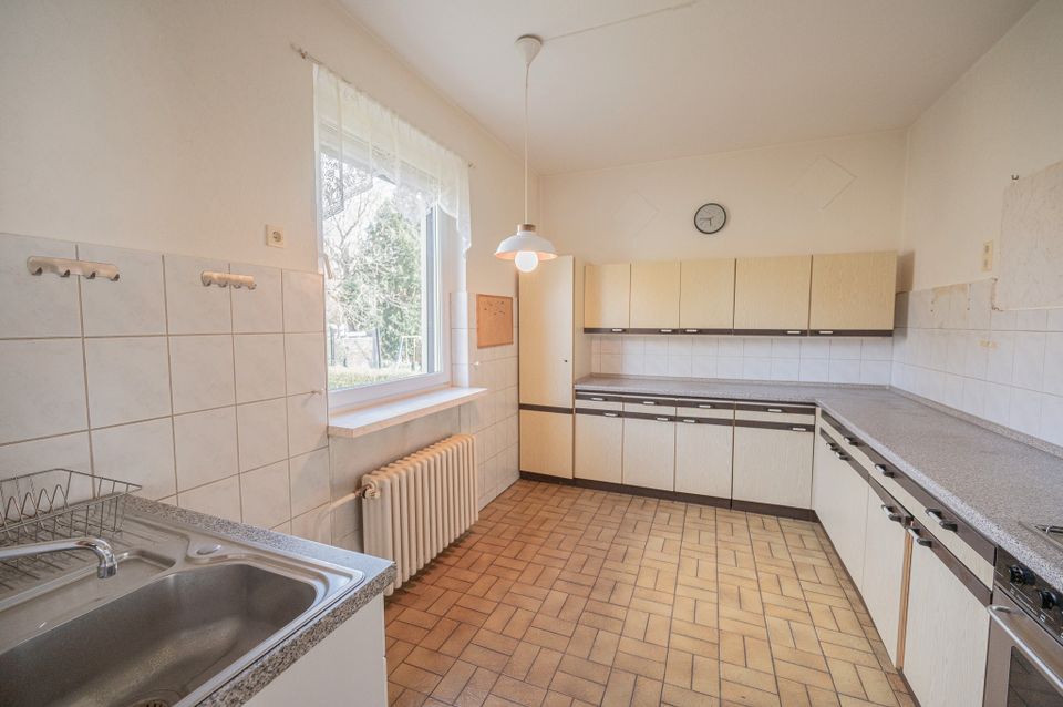 Altbau mit Potential auf rd. 900 m² großem Grundstück in Falkensee