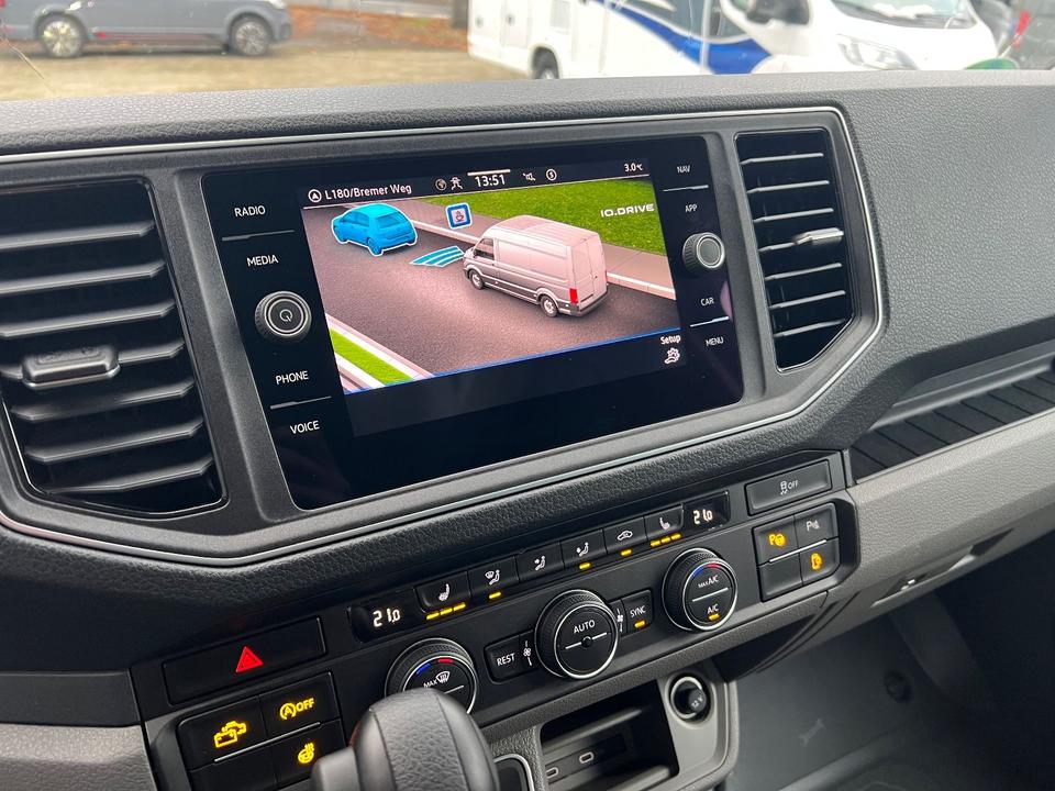 Volkswagen Grand California 600 AHK/LED/ACC/Navi/Parkassist in Celle