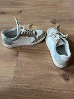 helle Bugatti Schuhe Gr. 38 Nordrhein-Westfalen - Coesfeld Vorschau