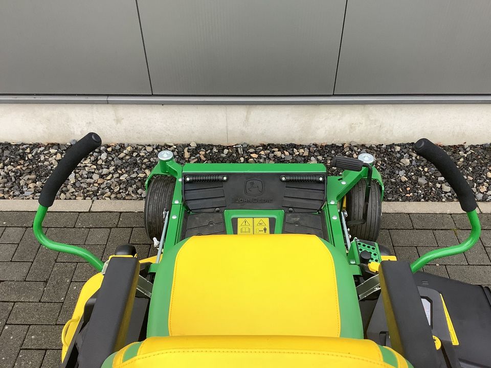 John Deere Z545R Null-Wenderadius-Mäher in Mönchengladbach