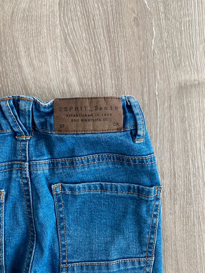 Jeans von Esprit Größe 104 in Postbauer-Heng