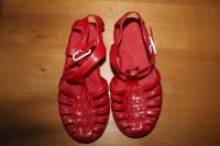 Badeschuhe 28 30    rot  und weiß Niedersachsen - Langwedel Vorschau