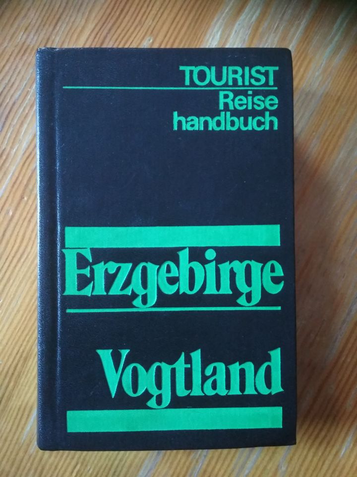 Tourist Reisehandbuch Erzgebirge Vogtland in Marienberg