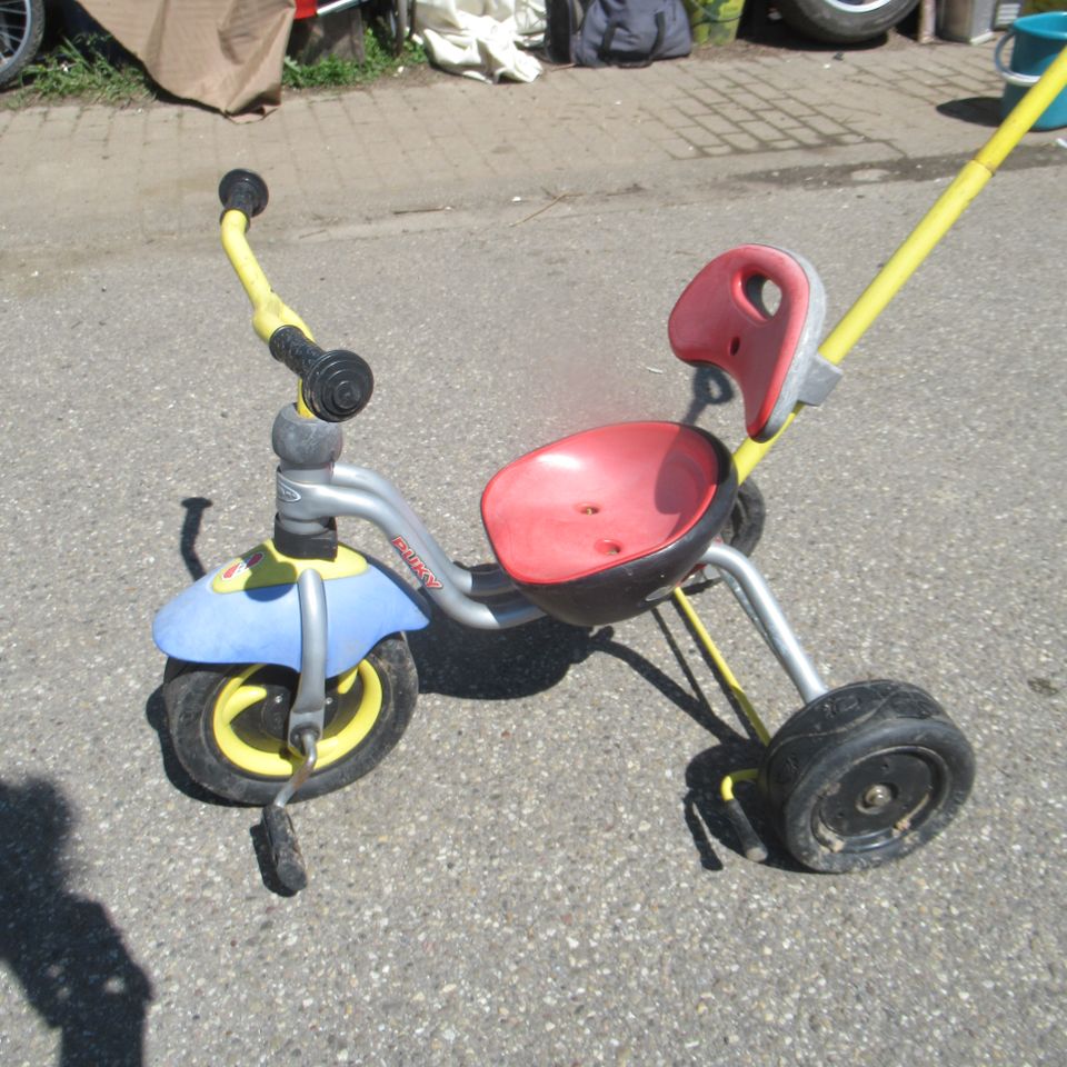 Puky Kinder Dreirad mit Schiebestange in Meißenheim