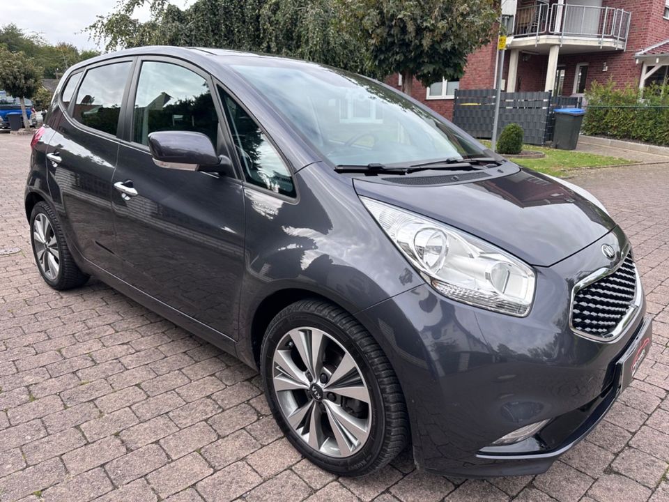 Kia Venga Platinum Edition*PANO*R-CAM*NAV*TOUCH in Niederzier