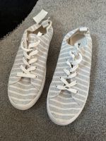 Schicke Sneaker / Schuhe Hessen - Fuldatal Vorschau