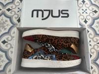 Mjus Sneakers Turnschuhe Schnürschuhe Leder Animal Leo Brandenburg - Falkenberg/Elster Vorschau