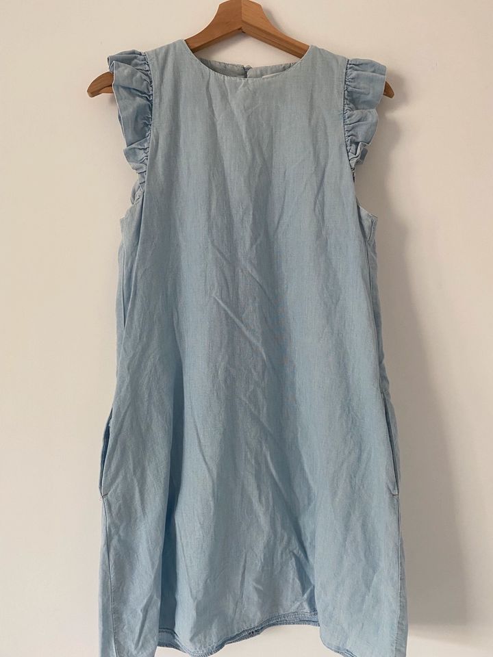Blaues Jeanskleid (Denim) von Mango - Größe M in Berlin