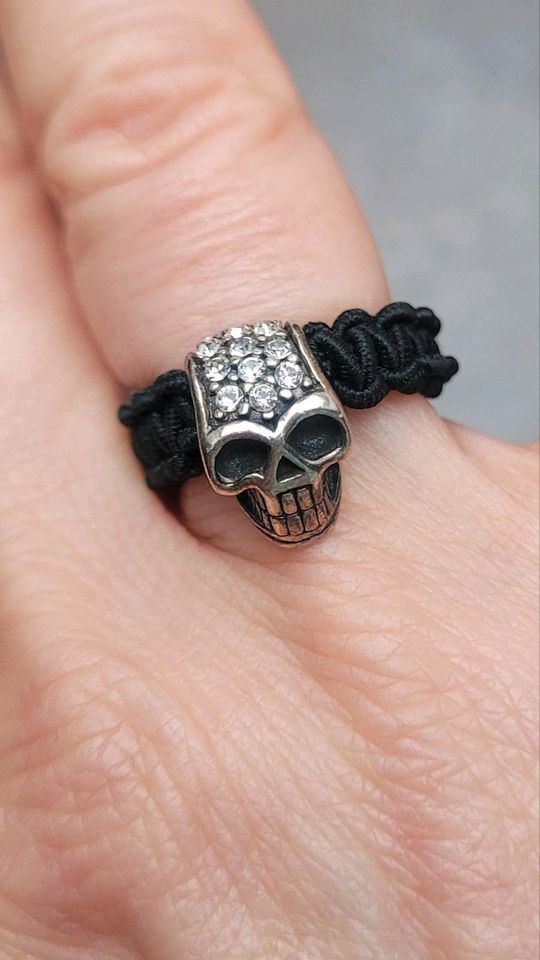 Inklusive Versand,Ring Totenkopf 925er Silber m.Swarovski Steinen in Verden