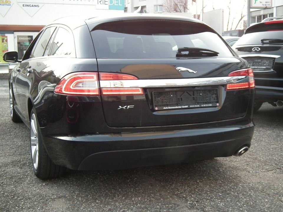 Jaguar XF 2.2 L Diesel Sportbrake in Fürth