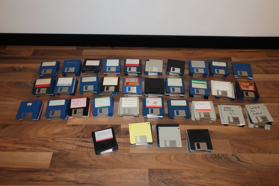 ca 430 AMIGA Disketten in Jerxheim