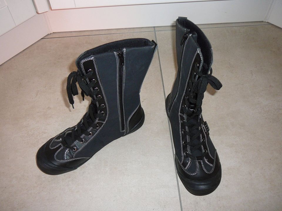 Boots/Stiefel,Gr.39,schwarz,NEU in Gladbeck