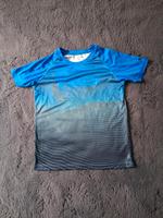 Grau Blaues Tshirt Hessen - Offenbach Vorschau