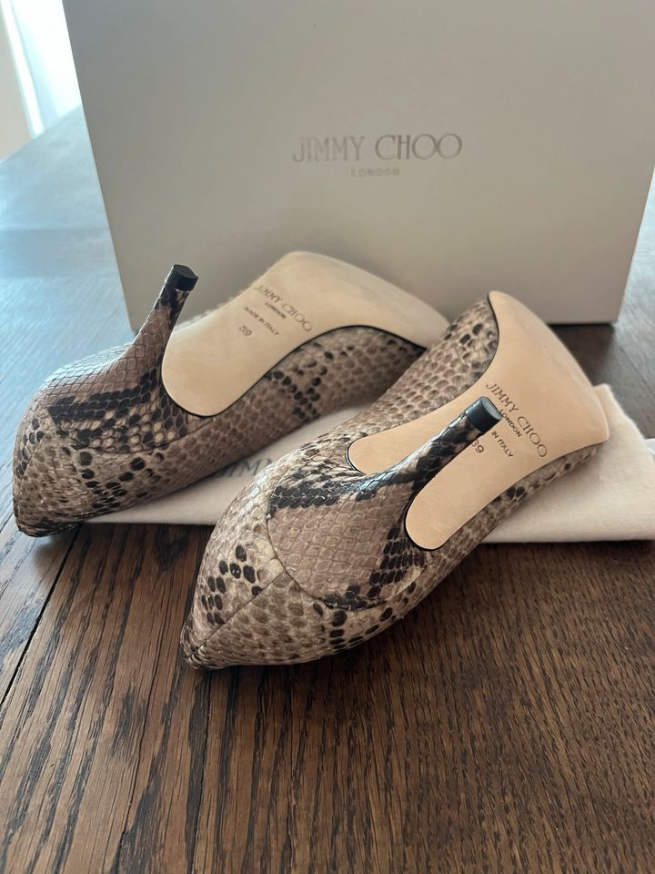 Jimmy Choo Snake Pumps 39 in Frechen