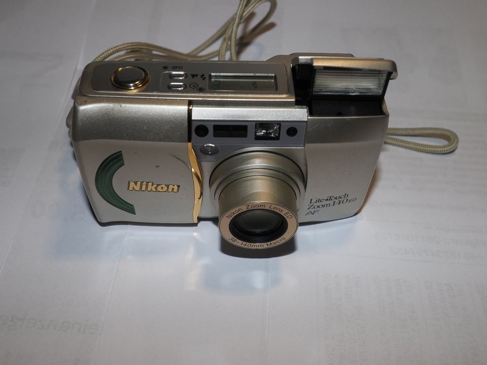 Nikon Lite Touch Zoom 140 ED AF analoge Kompaktkamera 38-140 mm in Wiesbaden
