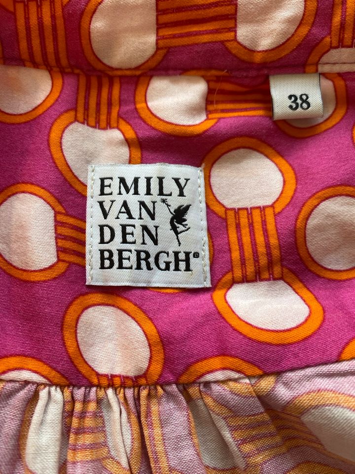 Tolle Bluse von Emily v. d. Bergh in Ratingen