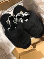 UGG Hausschuhe schwarz 40 Fell Duisburg - Aldenrade Vorschau