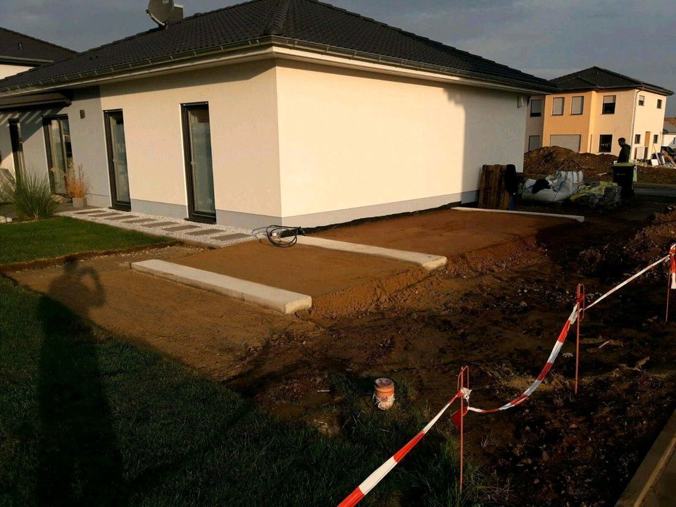 "Frostschürze Fundament Bodenplatte Rohbau Einfamilienhaus MFH" in Möckern