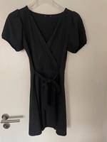 *NEU* kurzes schwarzes Kleid Gr. S von C&A Nordrhein-Westfalen - Erwitte Vorschau