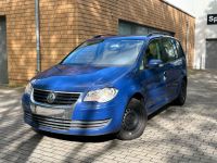 Volkswagen Touran 2,0 TDI/KLIMAAUTO/SHZ/TEMPOMAT/TÜV/////// Essen - Altenessen Vorschau