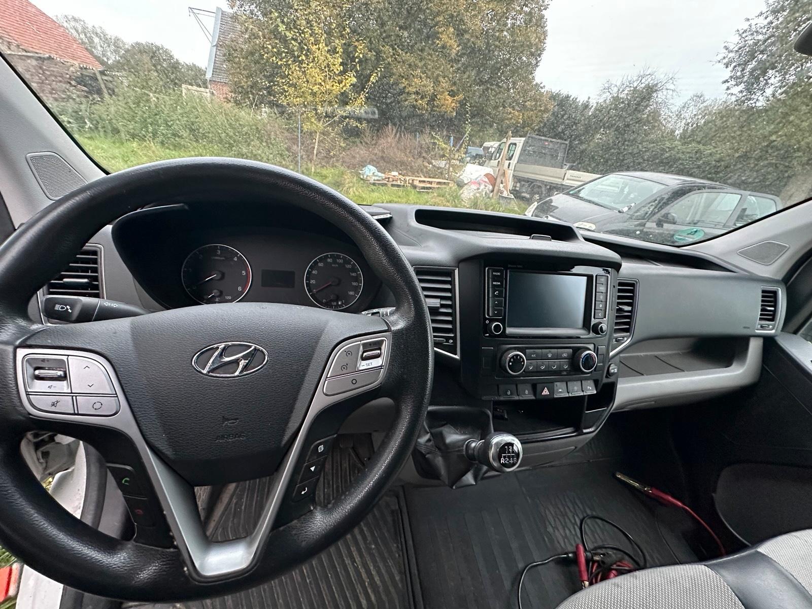 Abbildung des Autos Verkauft wird ein Hyunda…