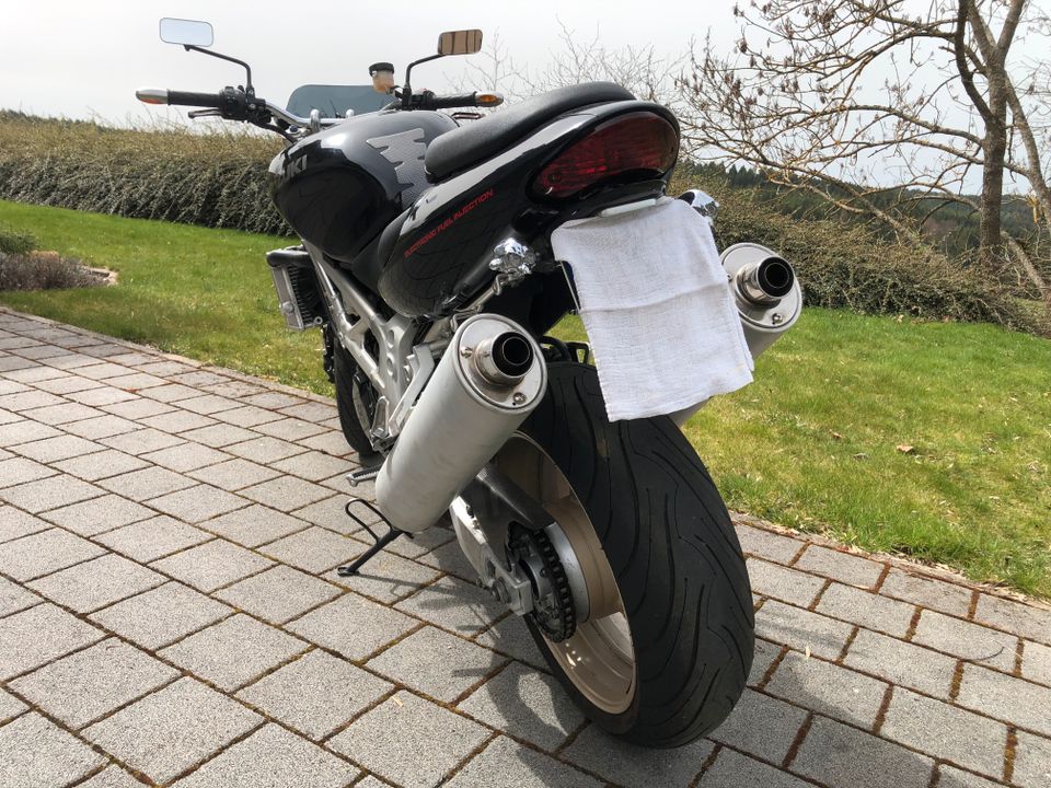 Suzuki TL 1000 s Street Fighter Naked Bike in Meßstetten