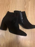 5th Avenue Schuhe  Velourstiefeletten gr 39 schwarz Hannover - Ricklingen Vorschau